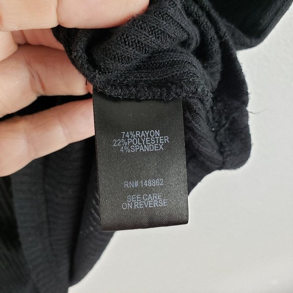 Torrid Women's Size 00 Sleeveless Ribbed Turtleneck Black Classic Layering Tank - Picture 5 of 8